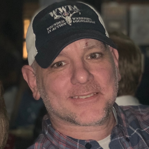 Meet your Posher, Brandon - Picture 2 of 3